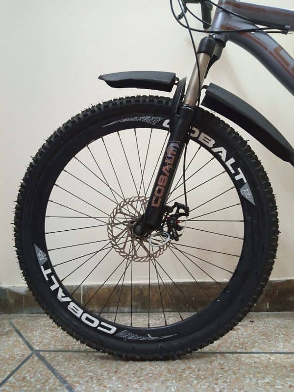 26 INCH IMPORTED GEAR CYCLE 8 MONTHS USED URGENT SALE 03265153155 17