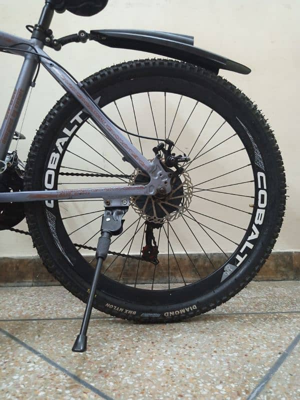 26 INCH IMPORTED GEAR CYCLE 8 MONTHS USED URGENT SALE 03265153155 18