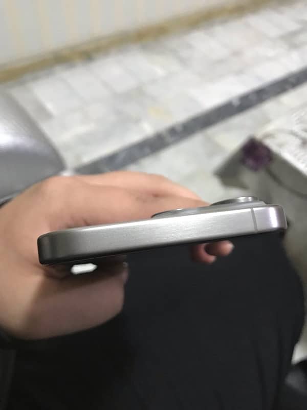 iPhone 15 pro max non pta 3