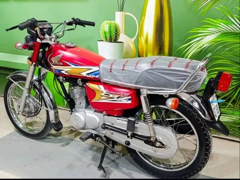 Honda125 model 2019 Hyderabad number ha urgent sell no SMS only phone 2