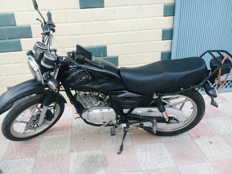 Suzuki GS 150 SE 2020 1