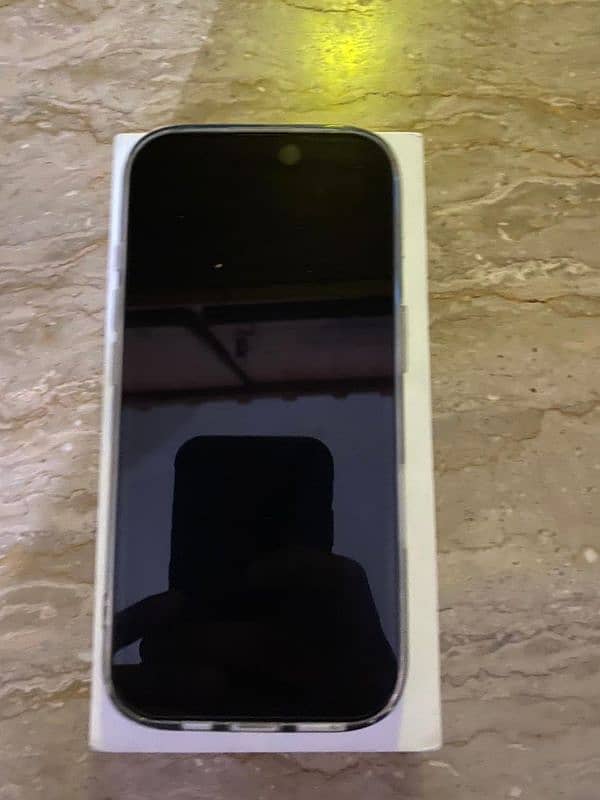 iphone 16pro desert titanium uk model 3