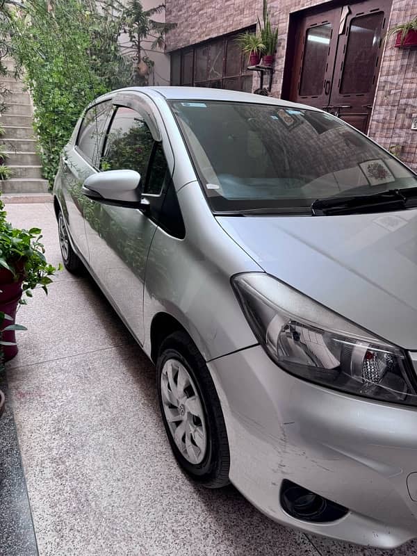 Toyota Vitz 2013 6