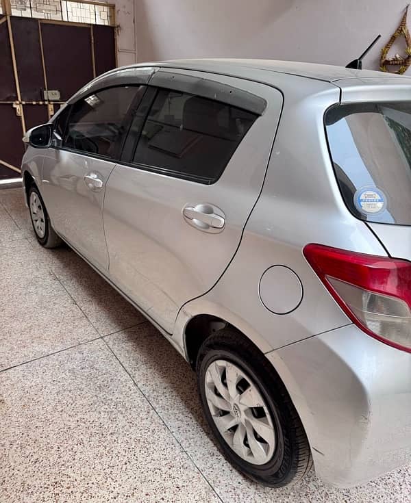 Toyota Vitz 2013 7