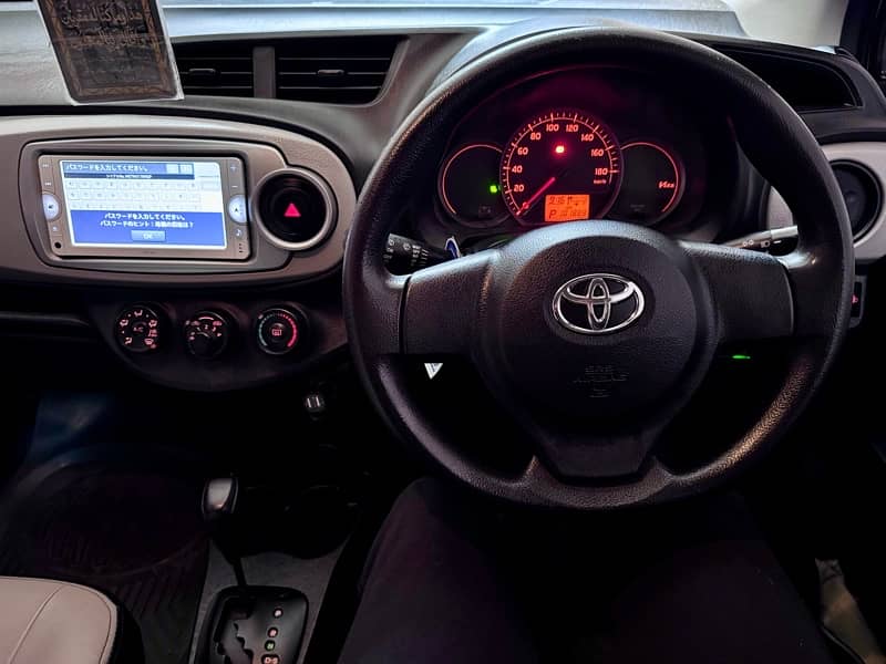 Toyota Vitz 2013 14