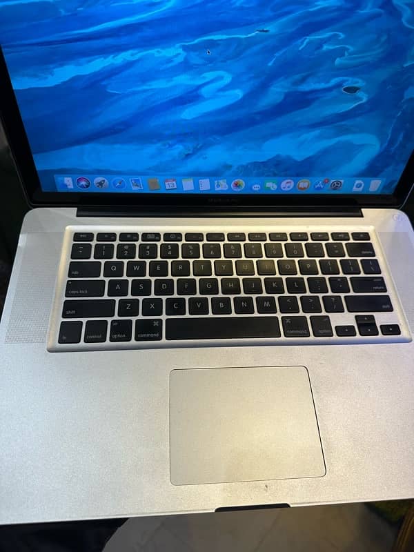 MACBOOK PRO i7 TOTAL GENIUNE FOR SALE 5