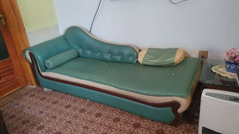 7 seater Used Sofa Set 3