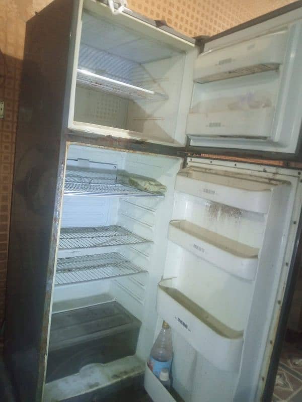 Dawlance Full size Refrigerator for sale 1