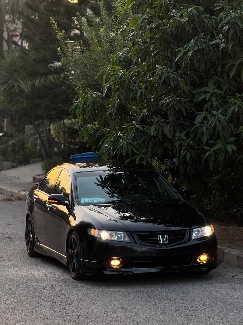 Honda Accord CL9 2003 8