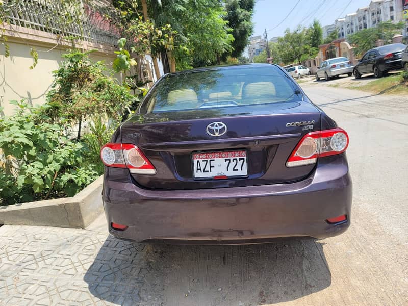 Toyota Corolla GLI 2013 3