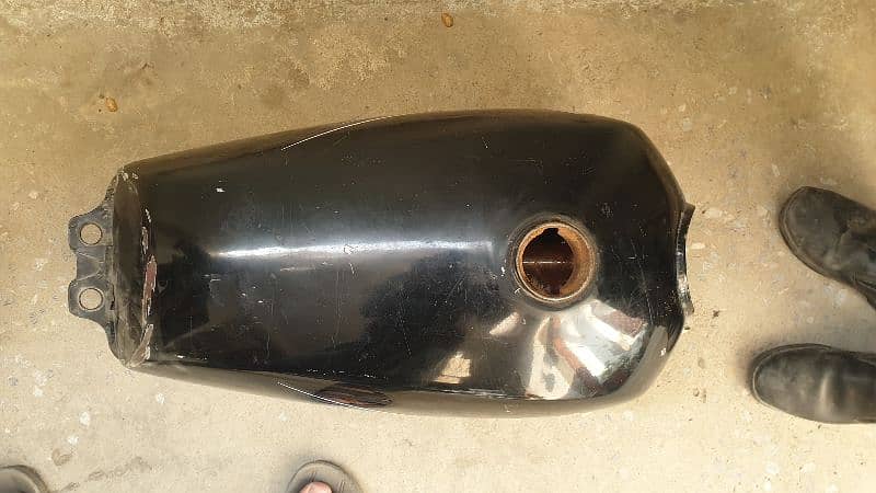 GS 150 genuine fuel tank 2