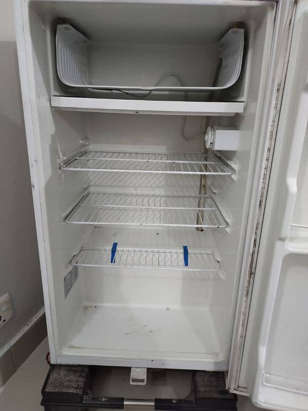 Haier mini fridge 2