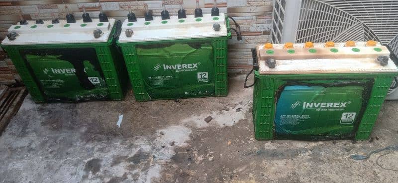 3 Tubular 2500 Inverex battery good condition 2