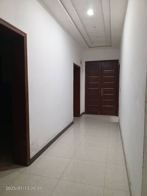 1 KANAL UPPER PORTION FOR RENT IN TIP PHASE 3 1