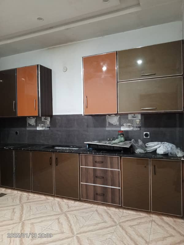 1 KANAL UPPER PORTION FOR RENT IN TIP PHASE 3 3