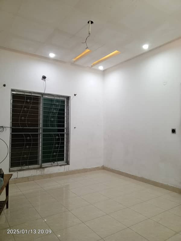 1 KANAL UPPER PORTION FOR RENT IN TIP PHASE 3 8