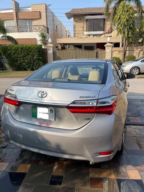 Toyota Corolla GLI Manual 2019 9