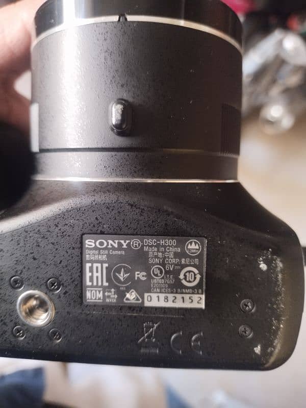 sony. hsc 300 for sale. 10/8.5 3