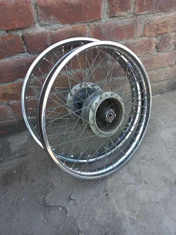 honda 70 wheel set with hub  good contion 0