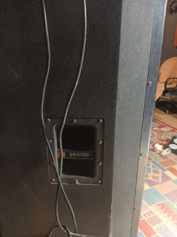 JBL Speaker - SRX725 - SP4 - only Studio main use kiye hain 1