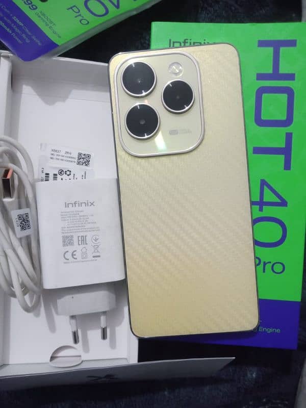 Infinix hot 40 pro 8/256 complete box 2