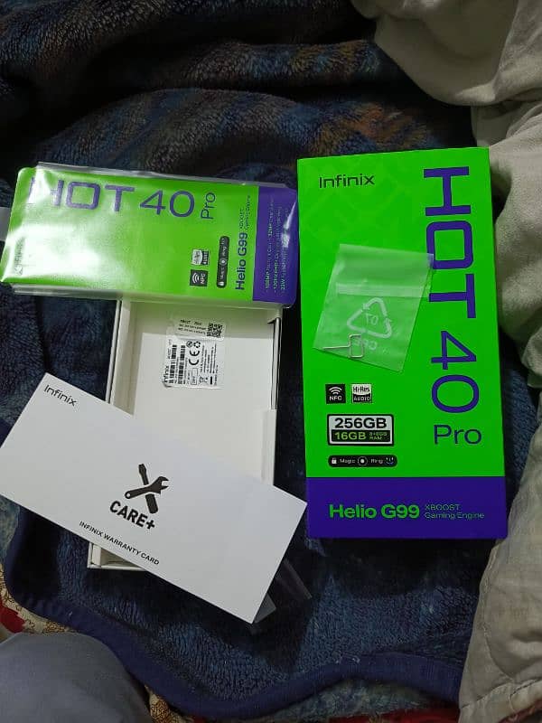 Infinix hot 40 pro 8/256 complete box 10