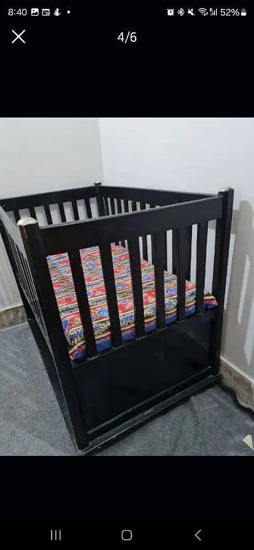 baby cot 2