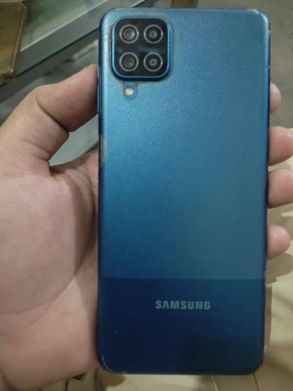 Samsung Galaxy A12 1