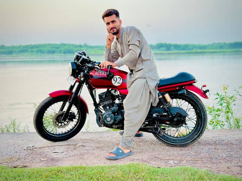 infinity bike 2019model Full ok he koi msla nhi he Islamabad number 1