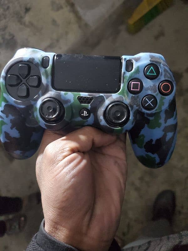 ps4 original controller urgent sale 1