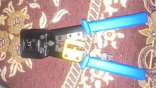 2 Clampers + Cable Device  with 100 Peices Connectors