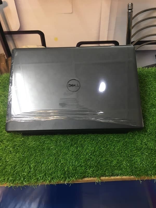 DELL LATITUDE  3570 4