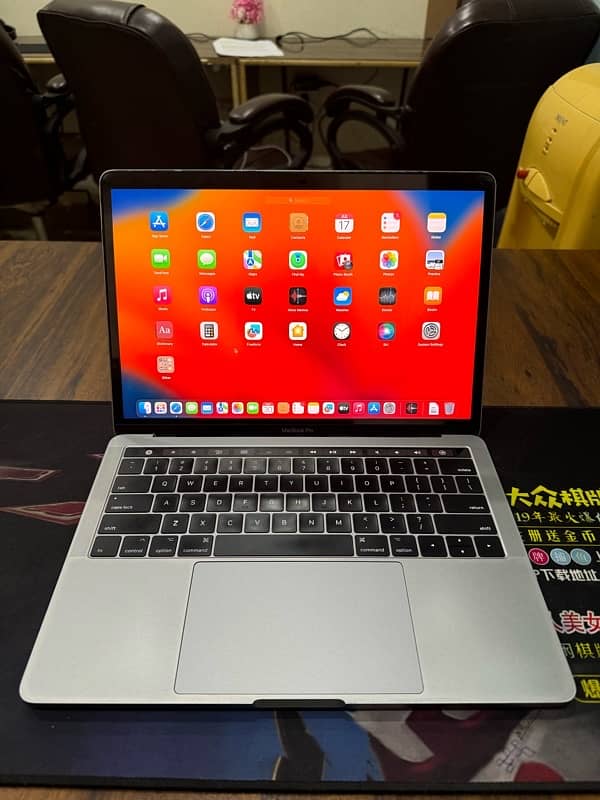 Apple MacBook Pro Late 2017 Touchbar 16/512GB 3