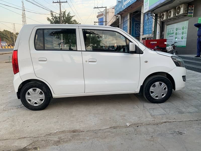 Suzuki Wagon R 2018 3