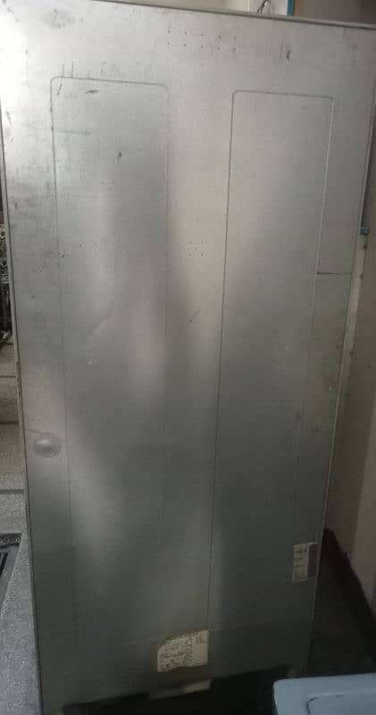 Samsung non frast fridge 4