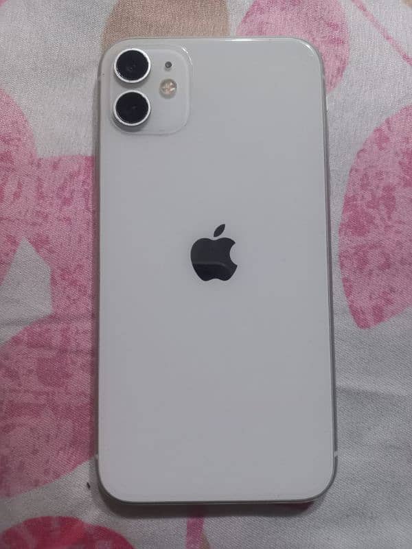 IPHONE 11 64gb PTA With Box 5