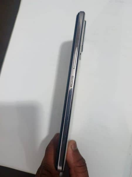 vivo v21 in condition 1