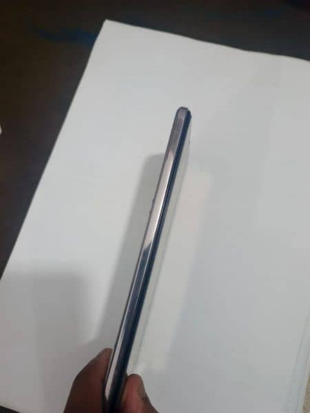 vivo v21 in condition 3