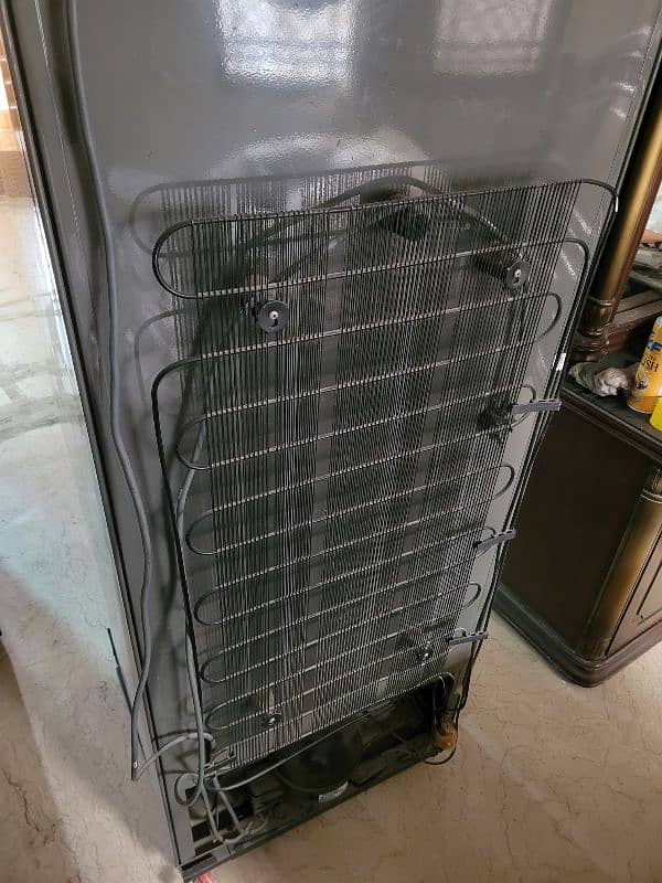 Dawlence Vertical Freezer Like Brand new 6