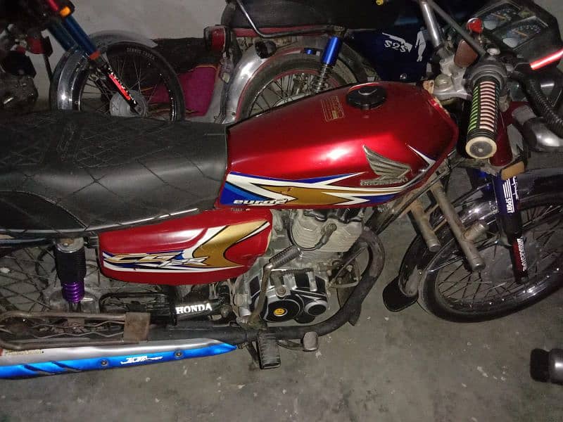 Honda 125 vary good cundeshan 8