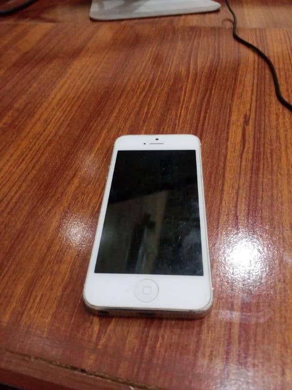 iphone 5 silver color 0