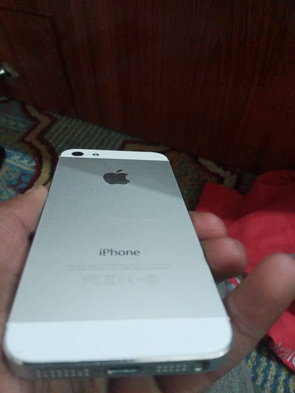 iphone 5 silver color 2