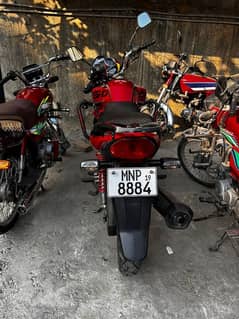 Honda cb 150f Red