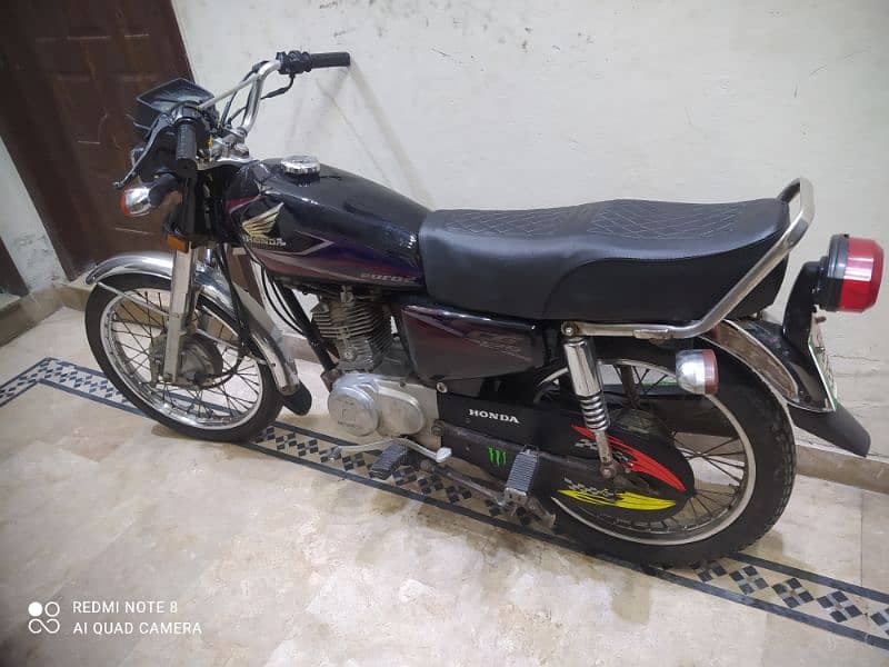 Honda 125(2017 Model) Black Color Neat and Clean bike 1