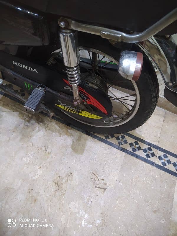 Honda 125(2017 Model) Black Color Neat and Clean bike 6