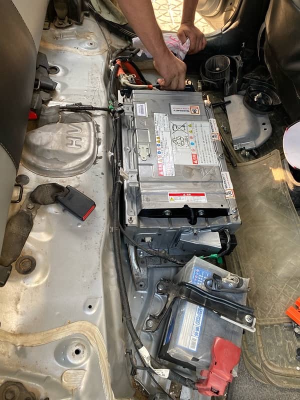 Prius Aqua Axio Fileder Vitz hybrid parts available 5 year warranty 4