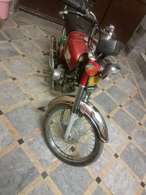 Honda CD70 2007 4