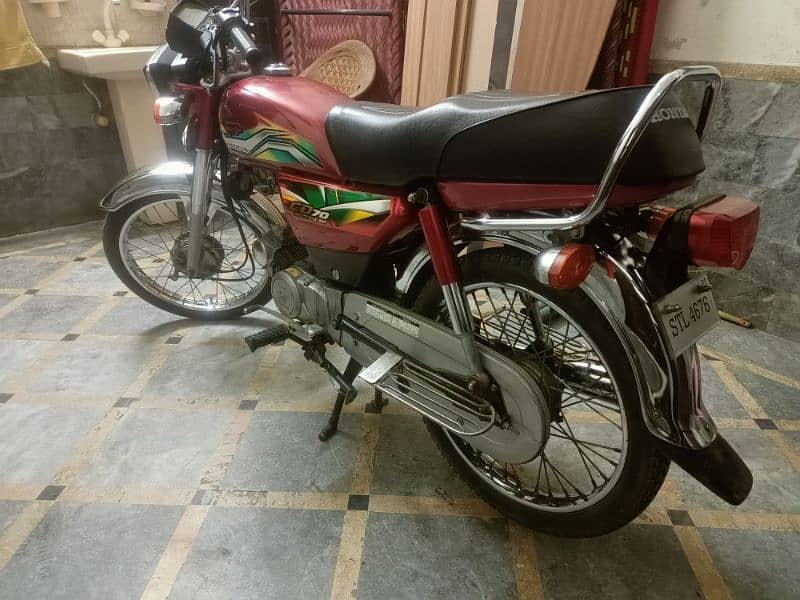 Honda CD70 2007 6