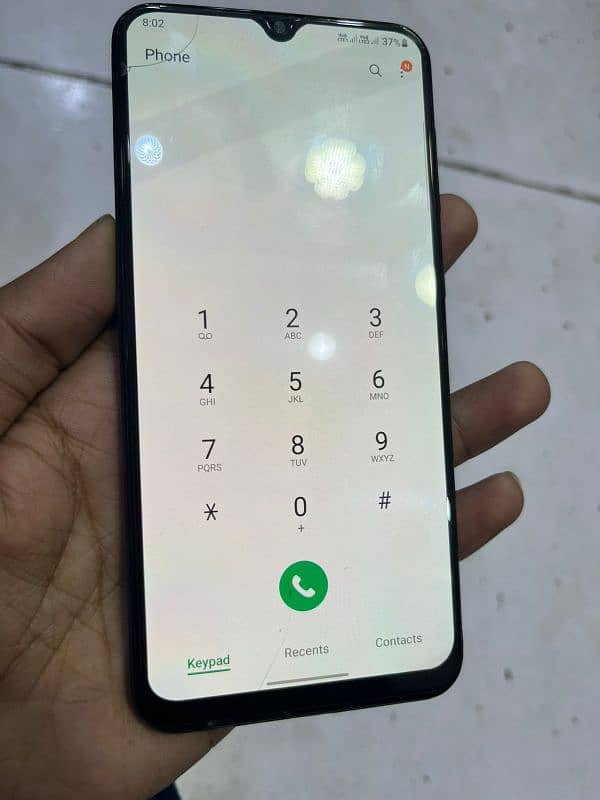 I'm selling my phone samsung a50 1800 3