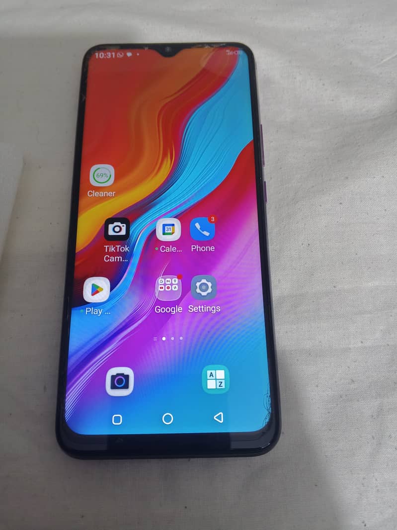 Infinix hot 9 play  4/64 condition 10/10 1